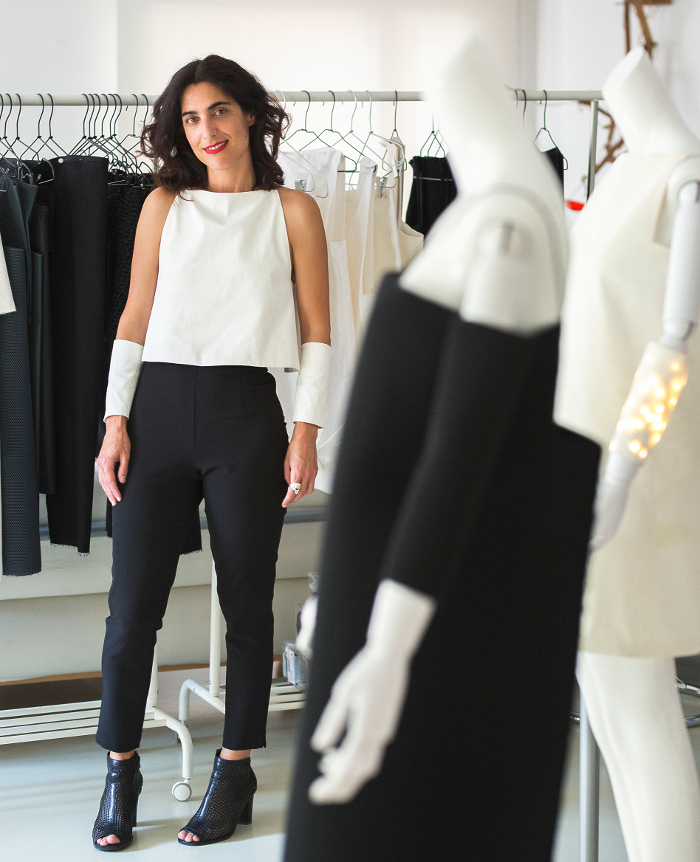 ecosistema hi?brido , artesani?a tradicional , fabricacio?n digital , Tecnologi?a vestible, disen?o interactivo, prendas inteligentes, Quantum, constanza+LAB¸ Mercedes-Benz Fashion Week Madrid, MBFWM, Samsung EGO Innovation Project, Constanza Mas