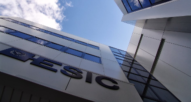 ESIC, Formación en Diseño y Moda, Pinker Moda,  Dirección de Empresas de Moda,