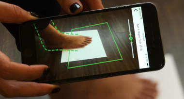 escaneo 3D, calzado, ajuste calzado, tecnología de escaneo del pie en 3D, Instituto de Biomecánica de Valencia, tasa de devolución, IBV,