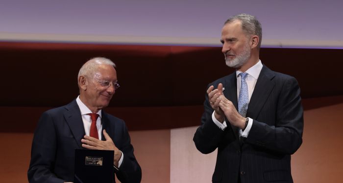 Isak Andic, Fundador De Mango, Recibe El Premio Reino De España