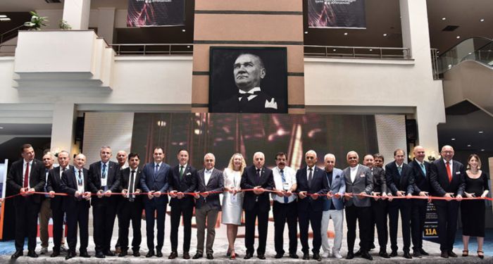 ITM, salones de maquinaria textil, Hightex, salones de tejidos técnicos