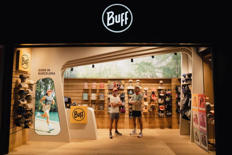Nueva tienda de Buff en L'Illa Diagonal.