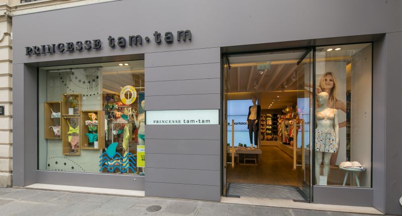 Fast Retailing, Uniqlo, planes para 2025, Princesse tam tam, Comptoir de Cotonniers