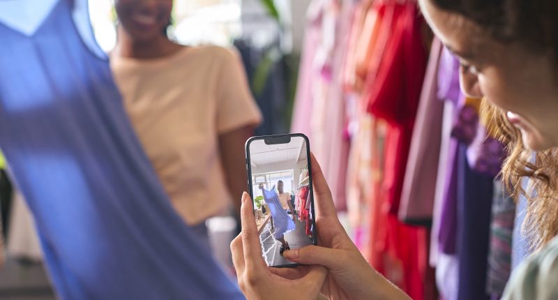 Hoy en día, las marcas de moda deben estar presentes en múltiples canales de venta, físicos y digitales, y garantizarse una estrategia omnicanal exitosa.