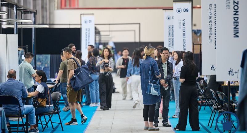 El punto fuerte de Kingpins China fue su zona B2B, dedicada a la colaboración entre tejedores, confeccionistas y proveedores de denim.