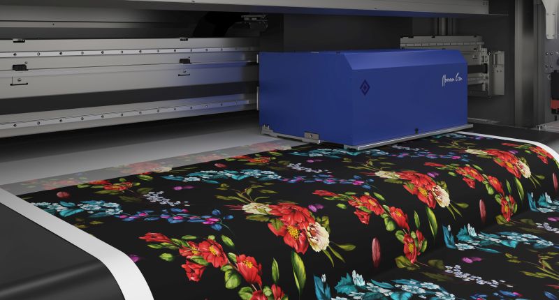 El nuevo equipamiento de Epson garantiza un rendimiento estable en la impresión textil, combinando eficiencia sostenible con calidad.