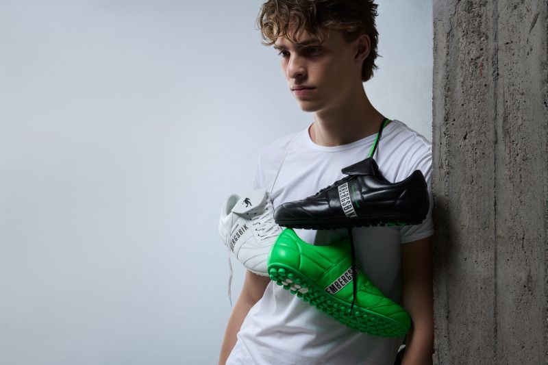 La vuelta de un icono: la zapatilla soccer de Bikkembergs