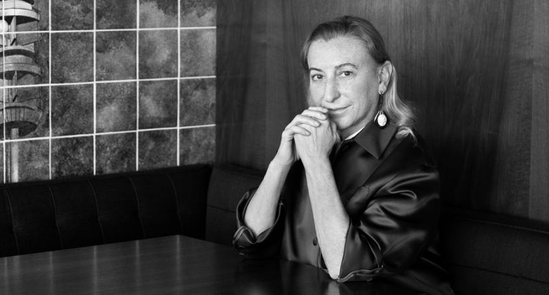 Miuccia Prada, heredera del grupo y diseñadora en Prada y Miu Miu.