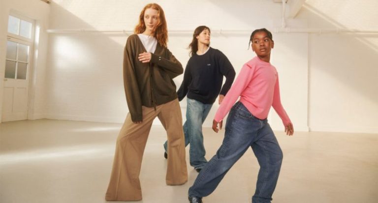 Uniqlo sigue fuerte en los mercados, sobre todo con su LifeWear