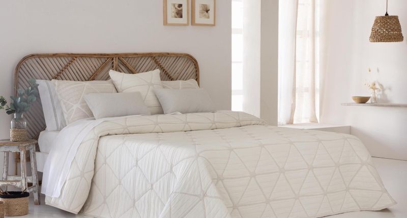 El trabajo de Tejidos JVR se enfoca en la creación de colecciones textiles completas para el descanso y la decoración del hogar.