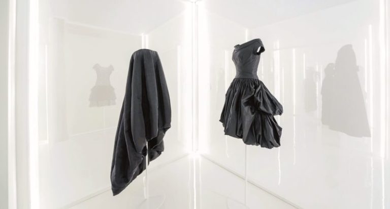 Alaïa y Balenciaga, unidos en una nueva exposición en Italia