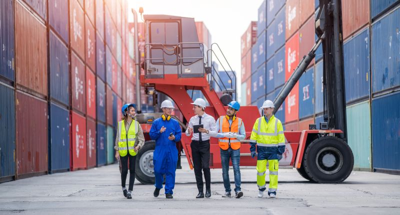 Las diferencias comerciales se encuentran entre los tres principales retos para los líderes de la moda, y el 76% afirma que los aranceles serán el mayor problema