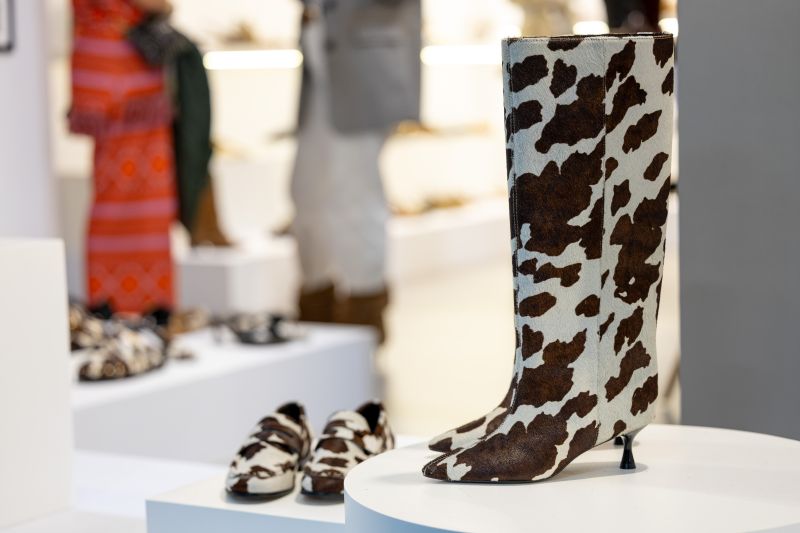 El estampado de vaca llamó también la atención en muchos expositores del BFShow.