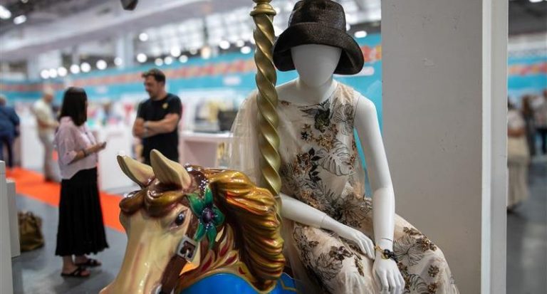 Scoop vuelve a Londres en febrero de 2026 con el tema 'Whimsical'