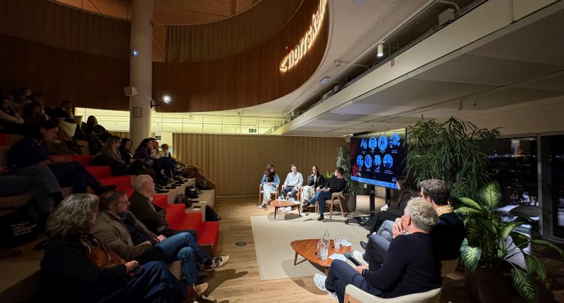 En el evento se estrenó también un documental con el mismo nombre, que se centró en la mirada de los nuevos profesionales del sector