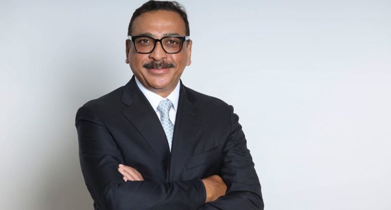 Rohit Aggarwal deja Lenzing