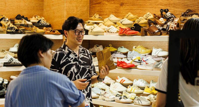 Expo Riva Schuh 2026 presenta las tendencias del calzado en Italia, con 60 marcas españolas