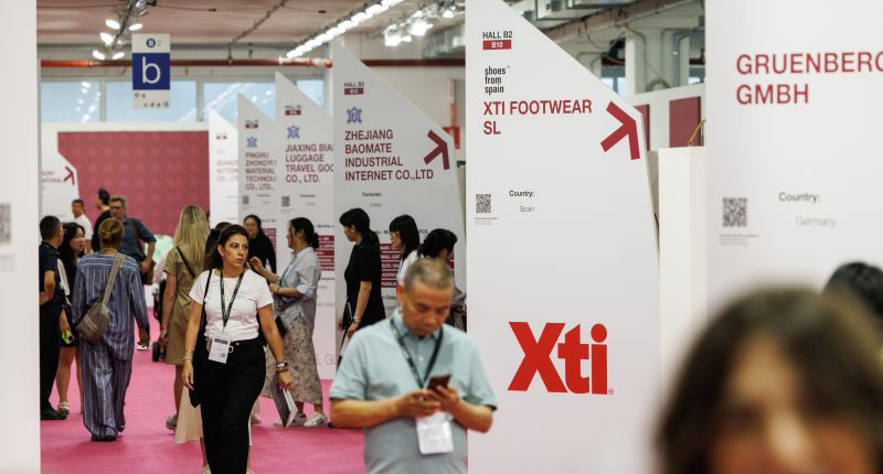Expo Riva Schuh 2026 presenta las tendencias del calzado en Italia, con 60 marcas españolas