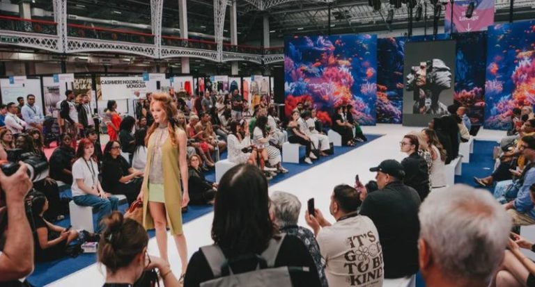 Source Fashion proporciona a fabricantes británicos un espacio financiado y apoyo de marketing.