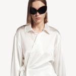 Balenciaga estrena la seda proteica 100% biodegradable de AMSilk