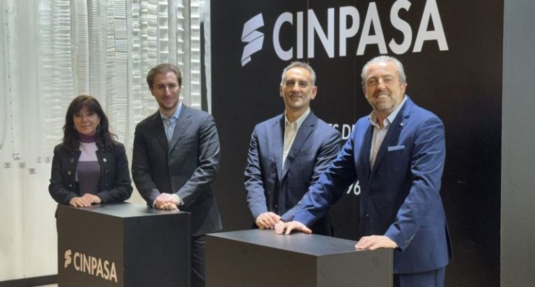 Equipo de Cinpasa (Tèxtils.CAT) en Heimtextil 2026.