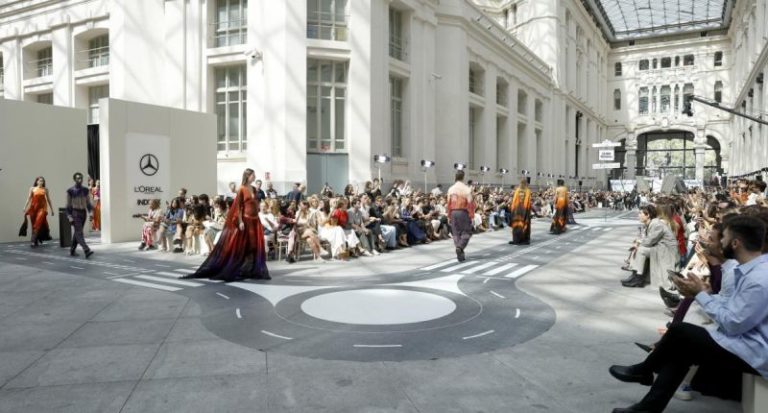 La pasarela de Madrid crece: MBFWM 2026 suma un quinto día de desfiles en marzo
