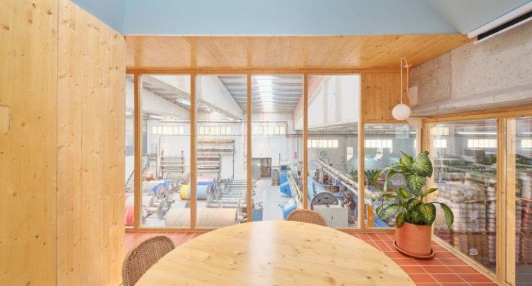 Premio Alejandro de la Sota para Tuvatextil (Agora)