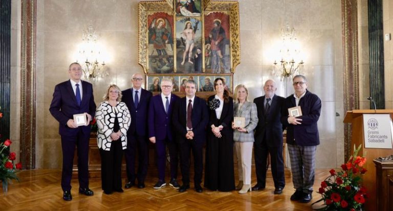 Los premios Floc de Llana 2025 reconocen a Tints Industrials Moix y al Banco Sabadell