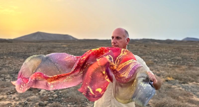 Universo creativo del artesano Ángel Cabrera.