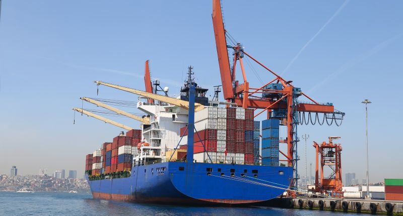 La guerra en Oriente Medio rompe la cadena textil y provoca cambios en el comercio mundial