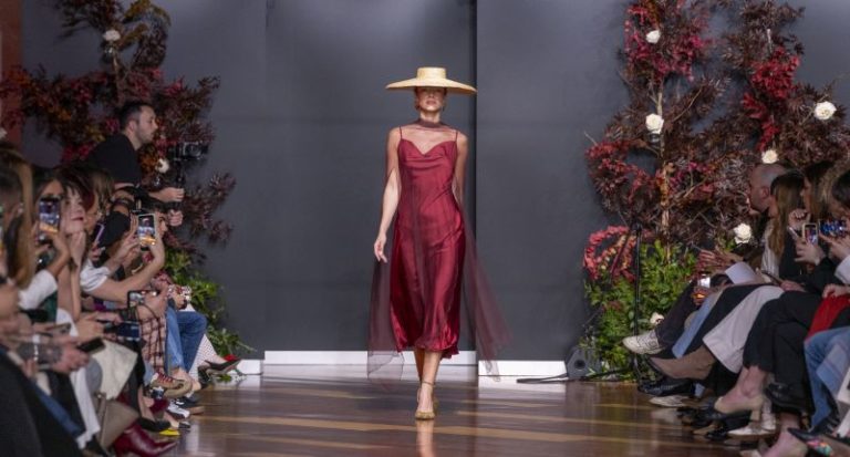 The model walks the runway at the ATELIER COUTURE show by designer ARTOLA COUTURE, held at the REAL FABRICA DE TAPICES (03.18.26) in Madrid, Spain. (Image credit: • Oscar Manuel Sanchez/ZUMA Press Wire)