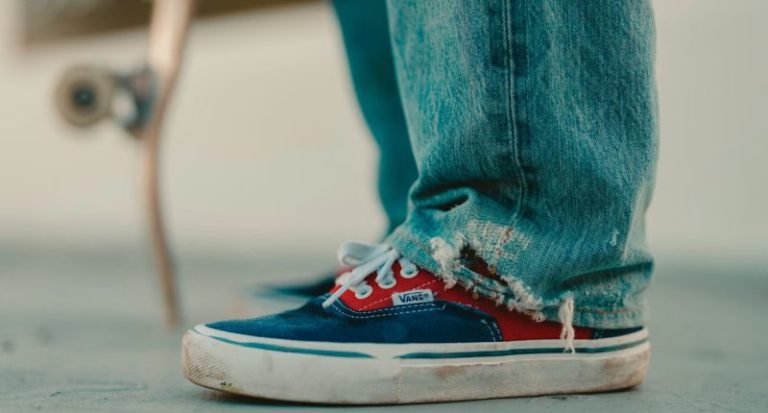 Vans reestrena sus icónicas zapatillas Skate Era, 50 años después de su lanzamiento
