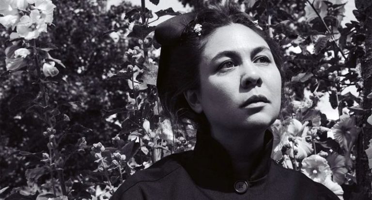 Simone Rocha estrenará en Pitti Uomo 110 su primer desfile masculino