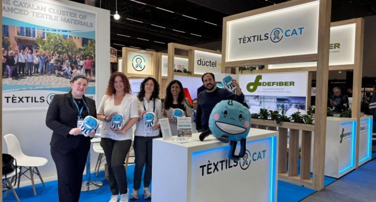Texy es la nueva mascota de Tèxtils.CAT, que une economía circular, conciencia social e innovación.