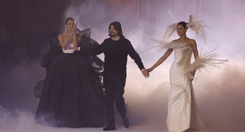 El punto álgido llegó con la Barcelona Bridal Night. En su décimo aniversario, el evento contó con el modisto francés Stéphane Rolland como gran protagonista.