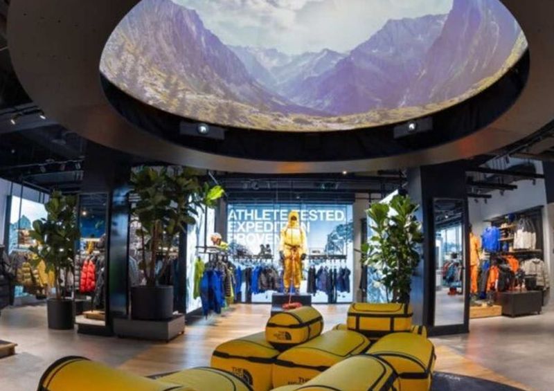 La tienda insignia de The North Face en Londres (Reino Unido) cuenta con elementos multisensoriales
