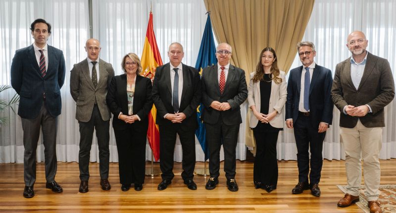 El calzado español se reúne con el ministro de Industria para impulsar su competitividad