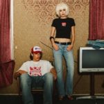 Guess Jeans recupera el streetwear vintage en su colaboración con Hysteric Glamour