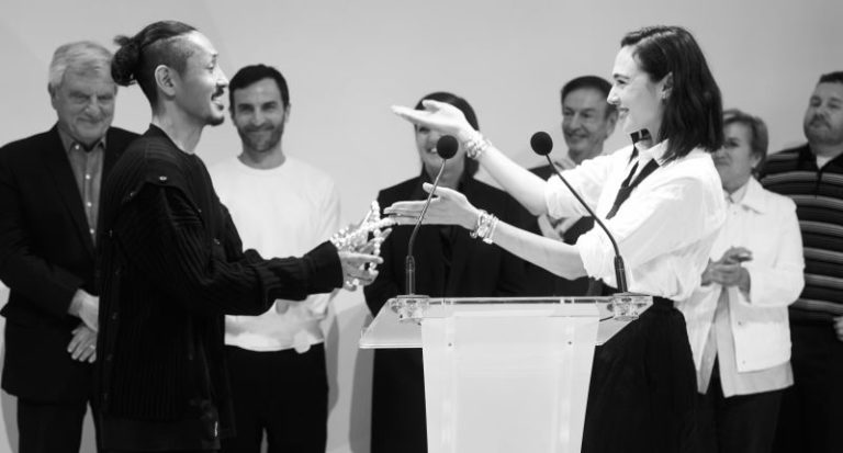 Conoce a los 9 finalistas del Premio LVMH, con el español Thevxlley entre ellos