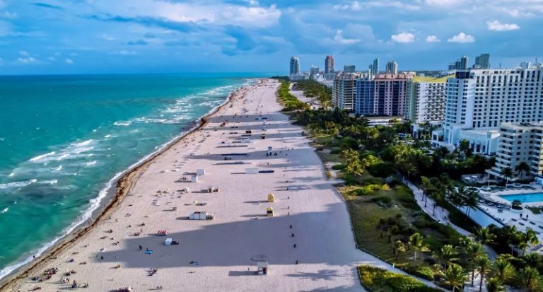 MarediModa Miami cierra su participación en Miami Swim Week, destacando la moda europea