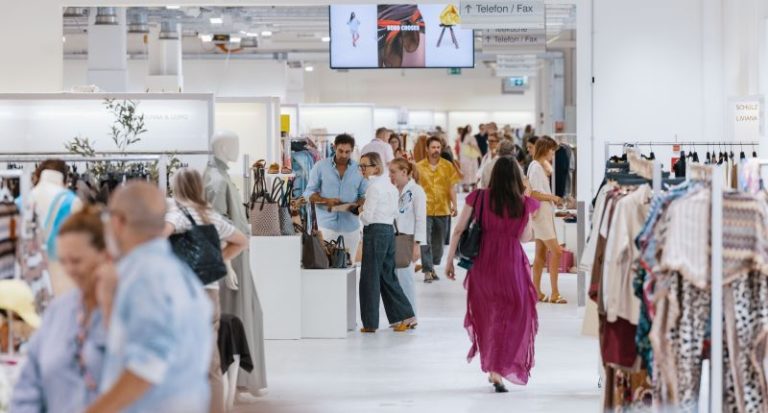 Supreme reafirma su enfoque en Düsseldorf y Munich en verano de 2026