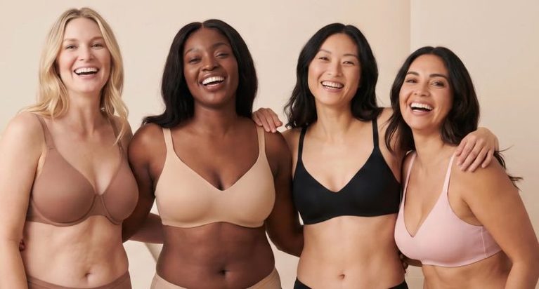 Corsetería Singular renueva su identidad de marca y reestrena tienda online
