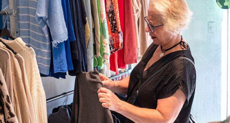 ¿Cómo reutilizar la ropa si no sabemos cómo cuidarla? La importancia de la etiqueta de información textil