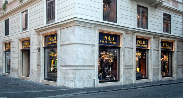 Ralph Lauren reemplaza la sostenibilidad por la IA en su programa de incentivos